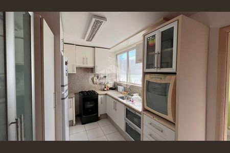 3_photo/9527383b6b.9cf5fe4e16e6882c-ATLAS-06e8039c-bbf4-4ab5-ad54-55cb555c1c52.jpg de apartamento para alugar com 4 quartos, 219m² em Centro, Florianópolis