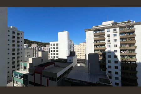 11_photo/9527383b6b.9cf5fe4e16e6882c-ATLAS-3e8cc3ea-d238-451c-a71a-7ee5bdeadf2e.jpg de apartamento para alugar com 4 quartos, 219m² em Centro, Florianópolis