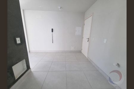 9_photo/9527383b89.9c79c2ddfb47ab2d-ATLAS-b0e86aed-444e-4e13-816f-64a5dcecf77f.jpg de apartamento à venda com 2 quartos, 63m² em Centro, Florianópolis