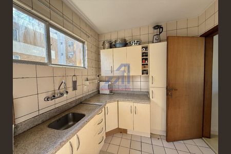 5_photo/9527383b8b.4b5b44caa3ae2981-ATLAS-a6c2feea-b70e-45aa-bfa3-99d8c1322a1c.jpg de apartamento à venda com 3 quartos, 95m² em Centro, Florianópolis