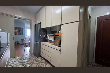 4_photo/9527383b95.5c4e6513ff7e1d2d-ATLAS-1381c2f8-1c79-4b51-b6b9-9eeb0161d0e0.jpg de apartamento à venda com 3 quartos, 104m² em Centro, Florianópolis