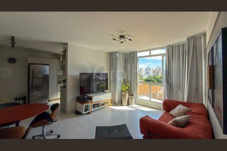 3_photo/9527383bf3.ba837a72a895c853-ATLAS-ceb45c77-790b-4e8d-b126-3e1ec2329adf.jpg de apartamento à venda com 2 quartos, 68m² em Centro, Florianópolis