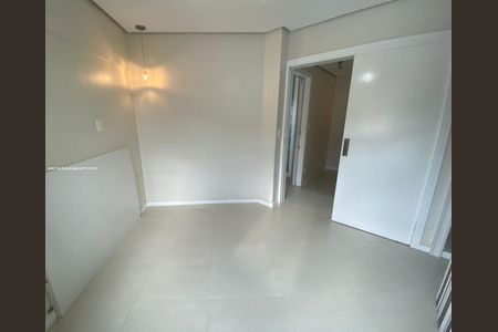 4_photo/9527383c1f.40742d2e89006398-ATLAS-cec12c7b-4e3b-40dd-868f-c219d66d2c8b.jpg de apartamento à venda com 3 quartos, 162m² em Centro, Florianópolis