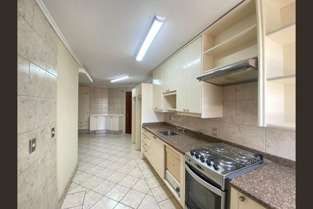 11_photo/9527383c2d.10ee295512a5fa2d-ATLAS-0192947d-2471-4e8a-aead-37462246faf2.jpg de apartamento à venda com 4 quartos, 157m² em Centro, Florianópolis