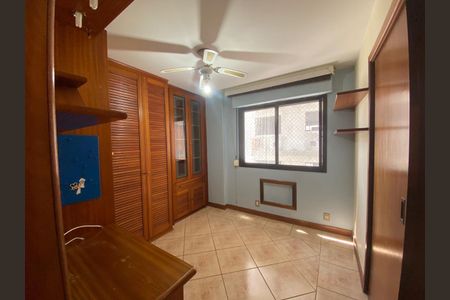 5_photo/9527383c2d.10ee295512a5fa2d-ATLAS-432d63ea-baa4-4fce-947f-585a51e90db5.jpg de apartamento à venda com 4 quartos, 157m² em Centro, Florianópolis