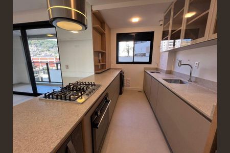 3_photo/9527383c2d.21f5d6041928a658-ATLAS-91694375-e70a-4f8b-8b5e-ffba4ac2e62a.jpg de apartamento à venda com 2 quartos, 92m² em Centro, Florianópolis