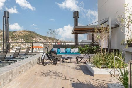 21_photo/9527383c2d.5b63f18bcccc212e-ATLAS-0f6d0fd7-d964-435e-bc8d-009d155aa8eb.jpg de apartamento à venda com 3 quartos, 117m² em Centro, Florianópolis