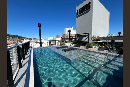 17_photo/9527383c2d.a817dc12dcf3aab8-ATLAS-13c3734e-5d08-49d0-b7a5-33ce0b923220.jpg de apartamento à venda com 2 quartos, 92m² em Centro, Florianópolis