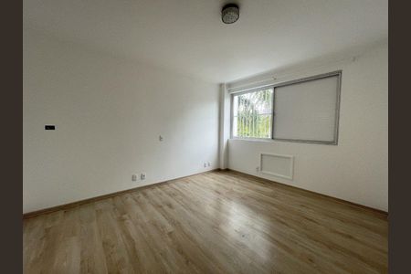 9_photo/9527383c4f.b2a5a5faa6bfc684-ATLAS-bd4bd3c0-7bbe-4976-90d2-a05227f8ba98.jpg de apartamento à venda com 4 quartos, 148m² em Centro, Florianópolis