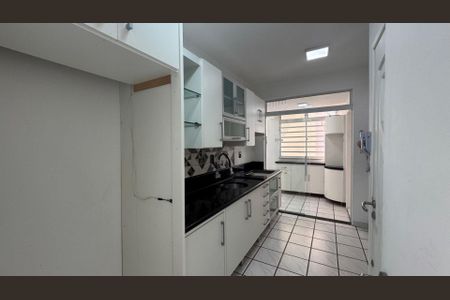 5_photo/9527383c7f.cb5647e754f1119f-ATLAS-8d90053e-c70e-48ea-bf01-9ddba5fcabbb.jpg de apartamento à venda com 3 quartos, 88m² em Centro, Florianópolis