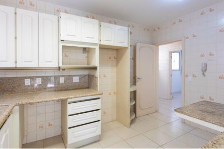 12_photo/9527383cb5.15604e16f11eddfa-ATLAS-e01cd957-9d6d-4a81-857c-e45888f592ad.jpg de apartamento à venda com 4 quartos, 211m² em Centro, Florianópolis