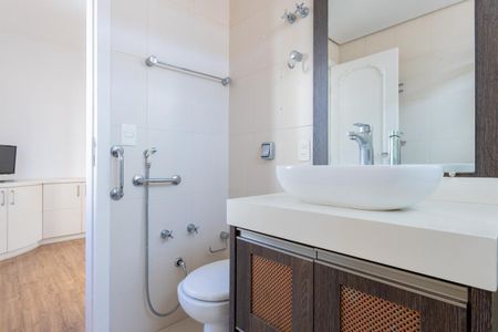 26_photo/9527383cb5.7c302fe7e2ee7ec2-ATLAS-4dec778c-5ea4-4456-8ea3-38eff780fe6a.jpg de apartamento à venda com 4 quartos, 211m² em Centro, Florianópolis