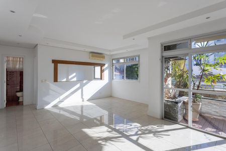 9_photo/9527383cb5.7c302fe7e2ee7ec2-ATLAS-5bba3b39-7ef5-49ea-a044-77fd20117152.jpg de apartamento à venda com 4 quartos, 211m² em Centro, Florianópolis