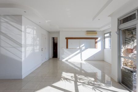 8_photo/9527383cb5.7c302fe7e2ee7ec2-ATLAS-a680ef79-6e5c-4e12-b3a3-3046f84a9832.jpg de apartamento à venda com 4 quartos, 211m² em Centro, Florianópolis