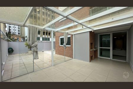 10_photo/9527383cb7.ac0e6baa5c91da8f-ATLAS-9a17b830-643b-468d-8d6f-44b569e3d3a8.jpg de apartamento à venda com 2 quartos, 220m² em Centro, Florianópolis