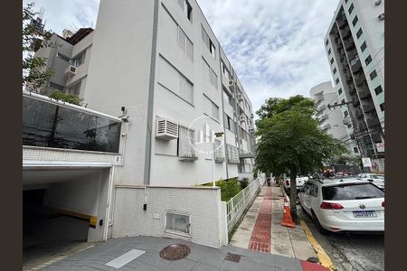 8_photo/9527383ccb.2ecc81a6ef288b9f-ATLAS-3ec1fce2-744c-44f8-97bf-7695f7a7be7b.jpg de apartamento à venda com 2 quartos, 68m² em Centro, Florianópolis