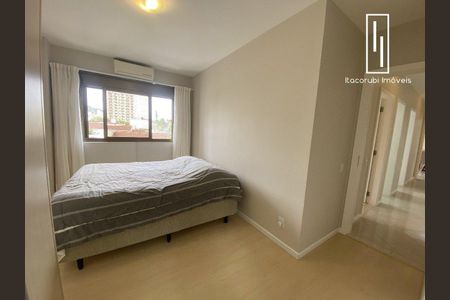 12_photo/9527383cfd.72fc516e6ab264c7-ATLAS-ec6a83d0-9e7e-4b34-bcb6-184526499f4c.jpg de apartamento à venda com 3 quartos, 108m² em Centro, Florianópolis