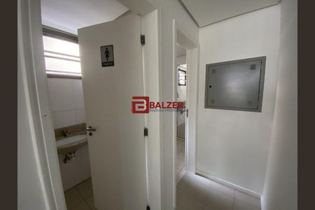 11_photo/9527383d0f.ceff8192393c33de-ATLAS-20469b66-aed8-4e37-a18d-b5bd1ea69bce.jpg de apartamento à venda com 3 quartos, 109m² em Centro, Florianópolis