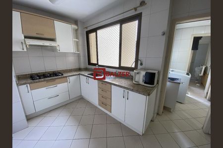 18_photo/9527383d0f.ceff8192393c33de-ATLAS-5b1cbf2f-fb4e-4aca-b836-3d326d83c892.jpg de apartamento à venda com 3 quartos, 109m² em Centro, Florianópolis