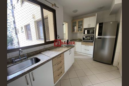 7_photo/9527383d0f.ceff8192393c33de-ATLAS-66034bfc-4fd4-4159-9be2-c4edf63a032a.jpg de apartamento à venda com 3 quartos, 109m² em Centro, Florianópolis