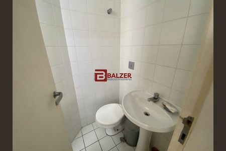 10_photo/9527383d0f.ceff8192393c33de-ATLAS-68d2d38e-e89a-4e36-95c0-5c37ff0e1fcf.jpg de apartamento à venda com 3 quartos, 109m² em Centro, Florianópolis