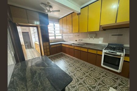 12_photo/9527383d2d.78fc3f0fe21dc8b9-ATLAS-3bb388e3-538b-4f8d-92a2-6d9ef2738028.jpg de apartamento para alugar com 3 quartos, 98m² em Centro, Florianópolis