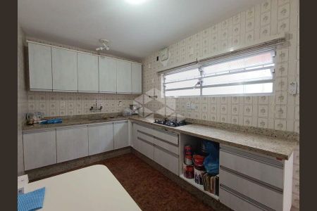 10_photo/9527383d3d.bdf1def5ceb5107f-ATLAS-238f65ec-58a9-45f4-8f3a-257a3ef2acb0.jpg de casa para alugar com 3 quartos, 168m² em Centro, Florianópolis