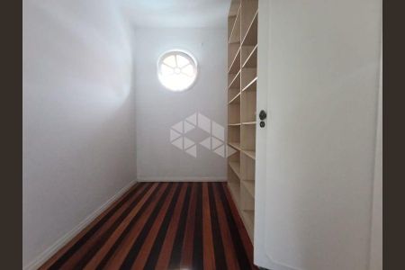 3_photo/9527383d3d.bdf1def5ceb5107f-ATLAS-9fb1c906-40af-4c56-91cf-b91cbf7feb6d.jpg de casa para alugar com 3 quartos, 168m² em Centro, Florianópolis