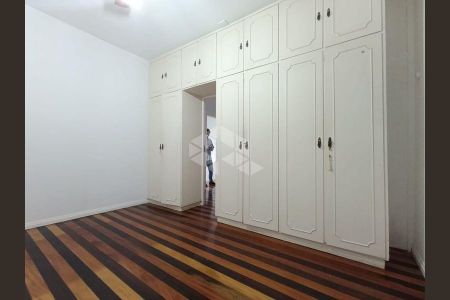 4_photo/9527383d3d.bdf1def5ceb5107f-ATLAS-b6ae5799-dccb-4f82-a1de-e2ca91aa4217.jpg de casa para alugar com 3 quartos, 168m² em Centro, Florianópolis