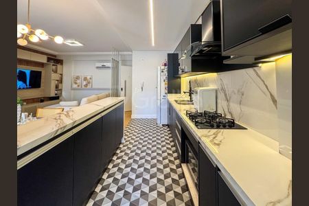 11_photo/9527383d75.9c654bfab170f1ab-ATLAS-e9afebd2-7469-4649-abff-f3e2f2a3ebab.jpg de apartamento à venda com 3 quartos, 158m² em Centro, Florianópolis