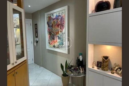 7_photo/9527383d7d.e10cdcd4763fda88-ATLAS-37ec78a6-694e-489f-bf0d-c10e7c9bf5ad.jpg de apartamento à venda com 3 quartos, 109m² em Centro, Florianópolis