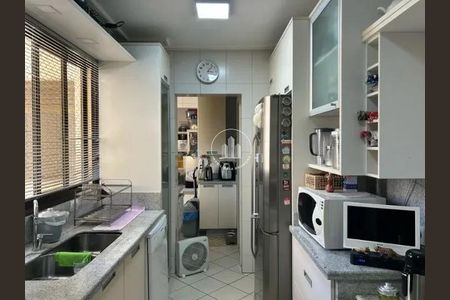 11_photo/9527383d7d.e10cdcd4763fda88-ATLAS-7ac87afd-663d-4b7b-92b9-84b1688d61d2.jpg de apartamento à venda com 3 quartos, 109m² em Centro, Florianópolis