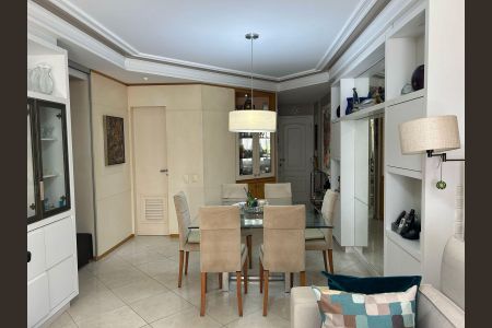 10_photo/9527383d7d.e348e20e25b59110-ATLAS-c782c7a9-e573-4b41-b543-d7b7f9cbc70f.jpg de apartamento à venda com 4 quartos, 109m² em Centro, Florianópolis