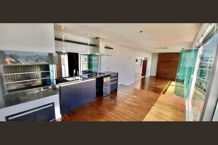 12_photo/9527383d8d.93b8fa184532727f-ATLAS-8c831b48-d28c-45f4-bab8-df27d0cfb06a.jpg de apartamento para alugar com 4 quartos, 436m² em Centro, Florianópolis