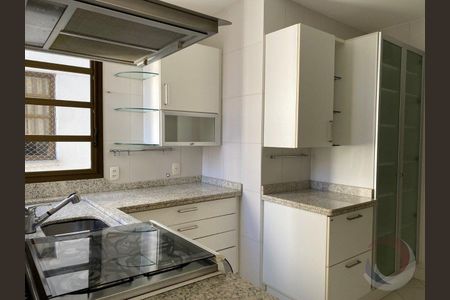 27_photo/9527383d9b.fbffc6268b131c80-ATLAS-4f3baddb-809d-47f0-b8c6-aec9b5e8b0fd.jpg de apartamento à venda com 4 quartos, 170m² em Centro, Florianópolis