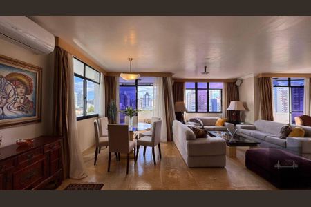 3_photo/9527383dad.cdd6d500f77bd026-ATLAS-ced7eb7d-8cb1-4fa5-9aa2-81dd8004bd16.jpg de apartamento à venda com 4 quartos, 212m² em Centro, Florianópolis