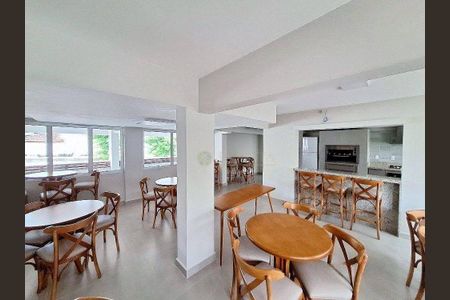 12_photo/9527383db3.4e141687bb73be18-ATLAS-85b152fa-109c-4e2b-ae46-dcd61d8f1e8d.jpg de apartamento à venda com 2 quartos, 48m² em Centro, Florianópolis