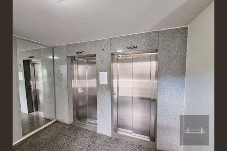 17_photo/9527383db3.d4e4039575cf4cd3-ATLAS-48b69bdd-405f-4a57-9257-81217b001702.jpg de apartamento à venda com 2 quartos, 48m² em Centro, Florianópolis