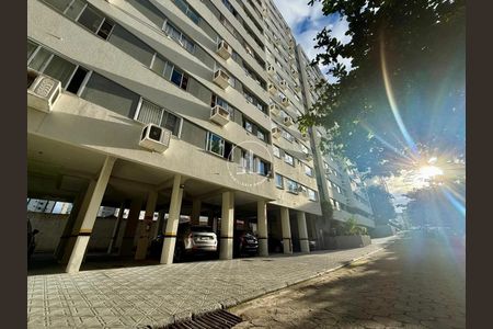 25_photo/9527383db3.d8d87e11c1fc798d-ATLAS-b799f5dd-79bf-48d7-b1c2-732f9478a29e.jpg de apartamento à venda com 2 quartos, 57m² em Centro, Florianópolis