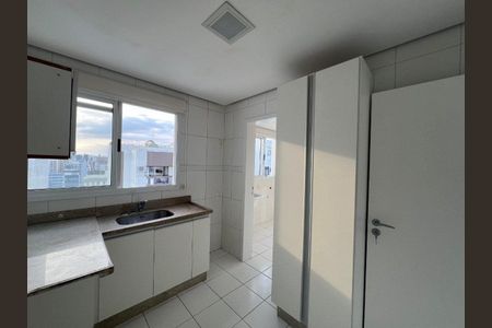 9_photo/9527383dd1.27cf4a1335bbaa11-ATLAS-1ff34207-9d04-4caa-97ec-a7bd8cb91c72.jpg de apartamento para alugar com 3 quartos, 146m² em Centro, Florianópolis