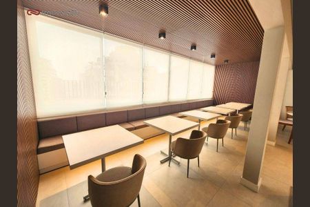 4_photo/9527383ddb.e2178f8743457da3-ATLAS-2756cedb-cf2c-4af2-927e-953fa27ef2b7.jpg de apartamento à venda com 3 quartos, 110m² em Centro, Florianópolis