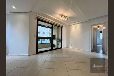 4_photo/9527383de1.7895d92dc800e00e-ATLAS-3cfbdff1-1bde-4cb9-a6a3-8ac1434ab1bc.jpg de apartamento à venda com 3 quartos, 110m² em Centro, Florianópolis