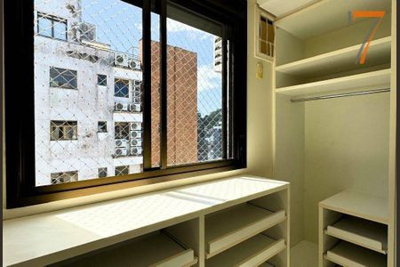 17_photo/9527383de1.9afcbad5c9b0dc0b-ATLAS-40f51e2c-ebfa-4568-86e5-ca8d98da8f50.jpg de apartamento à venda com 2 quartos, 111m² em Centro, Florianópolis