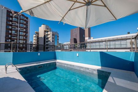 31_photo/9527383ded.252ee254d465ced8-ATLAS-7ff6bf5e-e6b1-4a87-ba6f-feb0515fbe5b.jpg de apartamento à venda com 3 quartos, 221m² em Centro, Florianópolis