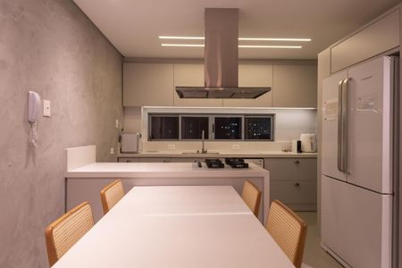 2_photo/9527383def.8ea908f3c364c2a6-ATLAS-e2bf62c6-2118-4d3d-ae7c-b69c3a537373.jpg de apartamento à venda com 2 quartos, 71m² em Centro, Florianópolis