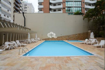 8_photo/9527383e0d.250cd22c193f248b-ATLAS-3cfb2eb7-edc8-46b4-8460-db7a024acc01.jpg de apartamento à venda com 3 quartos, 141m² em Centro, Florianópolis