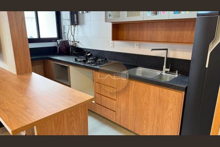 9_photo/9527383e2f.ded74612a2465fde-ATLAS-ac9620cb-093c-4e0d-9b9e-94a9d24a932e.jpg de kitnet/studio à venda com 1 quarto, 66m² em Centro, Florianópolis