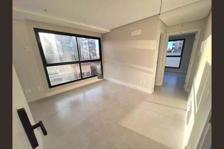 3_photo/9527383e49.04a823dc9d4d949a-ATLAS-2ead78df-cee5-4d37-9663-e4a925c97431.jpg de apartamento à venda com 1 quarto, 37m² em Centro, Florianópolis