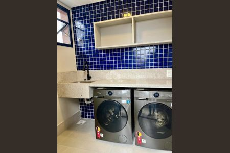 8_photo/9527383e49.04a823dc9d4d949a-ATLAS-e8221977-c3db-4778-b58f-c2faa9b06118.jpg de apartamento à venda com 1 quarto, 37m² em Centro, Florianópolis