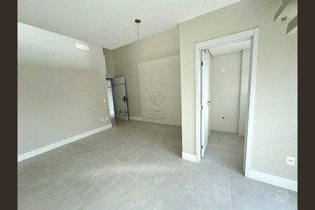 3_photo/9527383e49.f5d2b2a745163132-ATLAS-e483dfea-4d84-4313-b895-a7d09f7c4ea2.jpg de apartamento à venda com 1 quarto, 47m² em Centro, Florianópolis